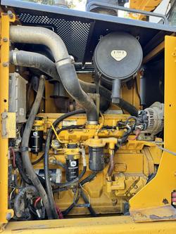 John Deere 670D Grader