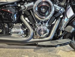 2025 Harley-Davidson Heritage Classic 117 (FLHC) Softail Black