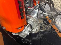 2025 KTM 450 SX-F SX-F Orange