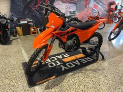2025 KTM 450 SX-F SX-F Orange