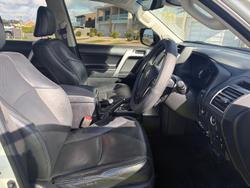 2019 Toyota Landcruiser Prado VX