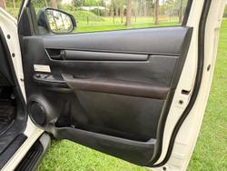 2021 Toyota Hilux SR GUN126R 4X4 Dual Range Glacier White