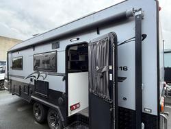 2018 Safari Caravans Delta