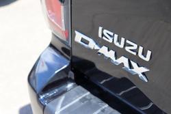 2025 Isuzu D-MAX X-TERRAIN