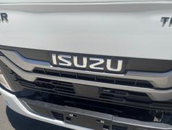 2026 Isuzu 2026 Isuzu Nlr 45-150 Mt D34 Tray Pack NLR 45-150 MT D34 Tray Pack