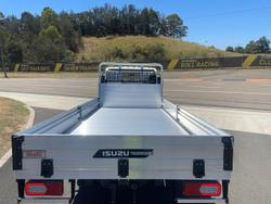 2026 Isuzu 2026 Isuzu Nlr 45-150 Mt D34 Tray Pack NLR 45-150 MT D34 Tray Pack