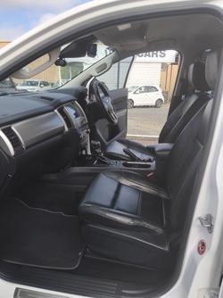 2017 Ford Everest Trend