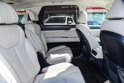 2023 Hyundai
                Palisade Highlander