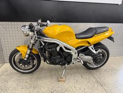 1997 Triumph T595 DAYTONA YELLOW
