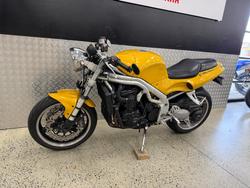 1997 Triumph T595 DAYTONA YELLOW