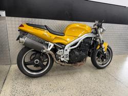 1997 Triumph T595 DAYTONA YELLOW