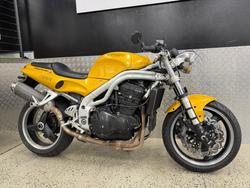 1997 Triumph T595 DAYTONA YELLOW