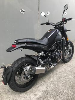 2022 Benelli Leoncino Trail
