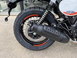 2025 Royal Enfield (see Also Enfiel BEAR 650 BOARDWALK WHITE