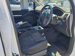 2015 Nissan Navara Silverline SE D40 Series 9 4X4 Dual Range POLAR WHITE