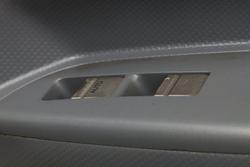 2019 Isuzu NLR 45-150 (SWB)