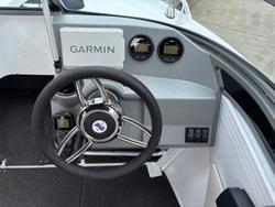 2025 QUINTREX 500 Fishabout Pro