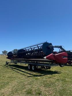 2014 CASE IH 3152 40' Draper Front & Trailer RED