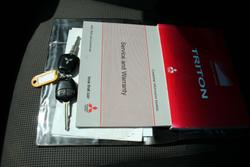 2014 Mitsubishi Triton GLX MN MY15 4X4 Dual Range White