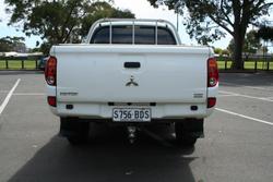2014 Mitsubishi Triton GLX MN MY15 4X4 Dual Range White