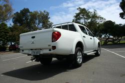 2014 Mitsubishi Triton GLX MN MY15 4X4 Dual Range White