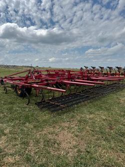 0 SUNFLOWER 5035 30ft Harrow Red