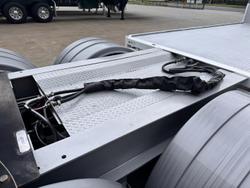 2006 Vawdrey
                St3 Lead A 12 Pallet Drop Deck Semi 