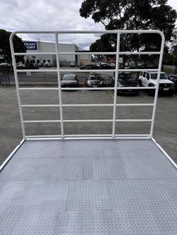 2006 Vawdrey
                St3 Lead A 12 Pallet Drop Deck Semi 