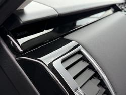 2019 Land Rover Discovery SD6 SE