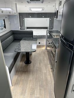 2022 Roma Razorback Rogue