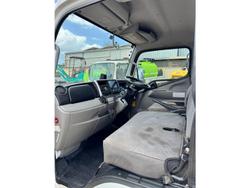 2022 Mitsubishi Canter 615