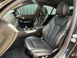 2022 BMW 3 Series 330i M Sport G20 Black Sapphire