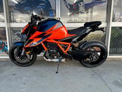 2020 KTM 1290 Super Duke R Super Duke Orange