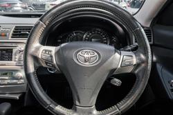 2011 Toyota Camry Hybrid Luxury