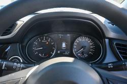 2022 Nissan X-TRAIL ST