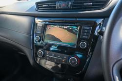 2022 Nissan X-TRAIL ST