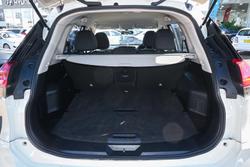 2022 Nissan X-TRAIL ST