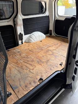 2016 Hyundai iLoad TQ3-V Series II MY16 Creamy White