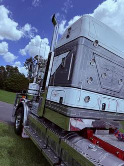 2018 Kenworth T659 240t GCM - FRESH REBUILD White