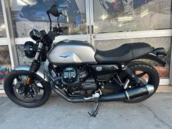 2021 Moto Guzzi V7 Stone