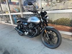 2021 Moto Guzzi V7 Stone Stone Silver