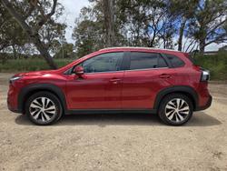 2023 Suzuki S-Cross Plus