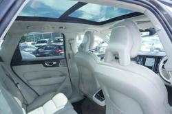 2017 Volvo XC60 T5 Inscription