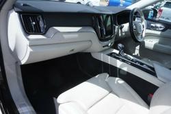 2017 Volvo XC60 T5 Inscription