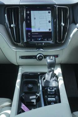 2017 Volvo XC60 T5 Inscription