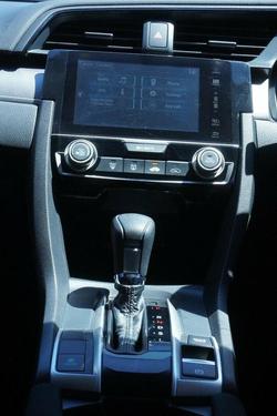 2017 Honda Civic VTi-S