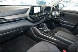 2023 Toyota Kluger GX