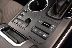 2023 Toyota Kluger GX