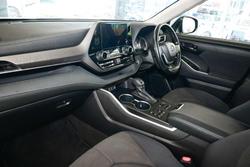 2023 Toyota Kluger GX