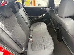 2016 Hyundai Accent SR